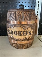 Treasure Craft Barrell Cookie Jar w/Lid
