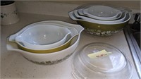 7 Pryex nesting bowls