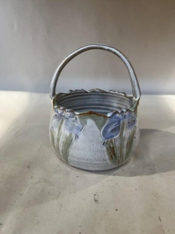 Handled basket pottery by Pricilla