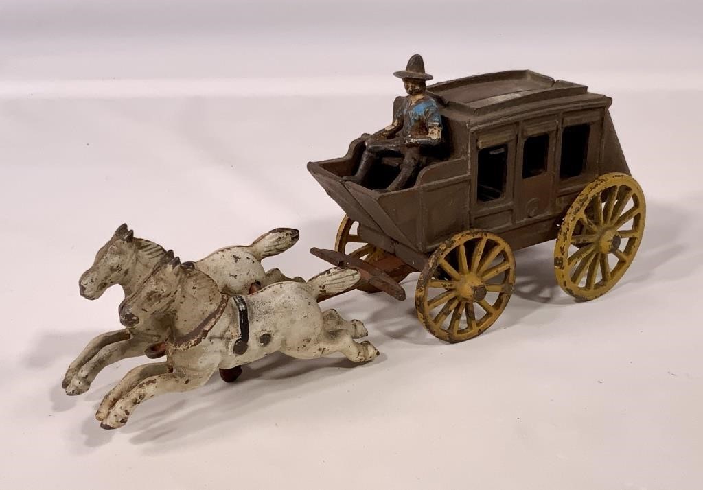 Cast iron Stage Coach, 11.5" long, 3" wide, 4"T