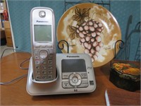 PANASONIC CORDLESS PHONE & LEATHER WALLET