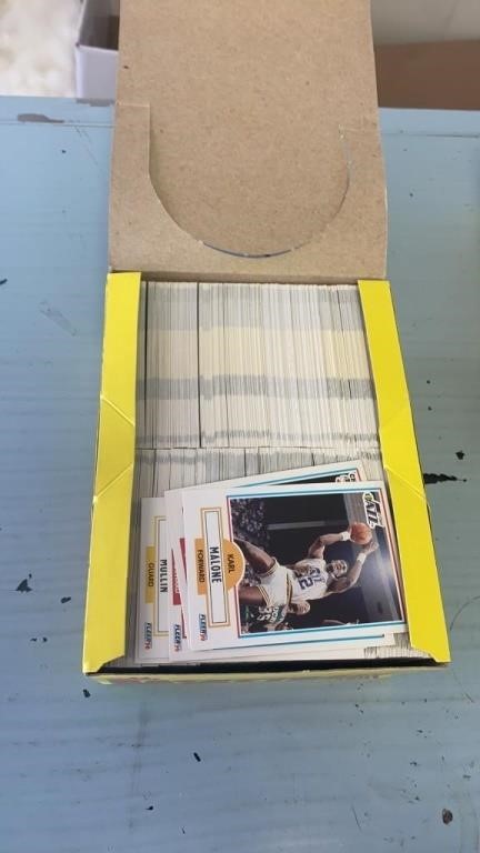 1990 Fleer Basketball Cards