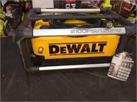 DEWALT Corded 2100PSI 1.2GPM Pressure Washer