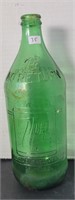 QUART 7UP THROW AWAY SODA BOTTLE