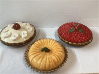 3 COVERED PIE DISHES