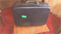 Samsonite Hard Sided Suitcase 23x17x8” with