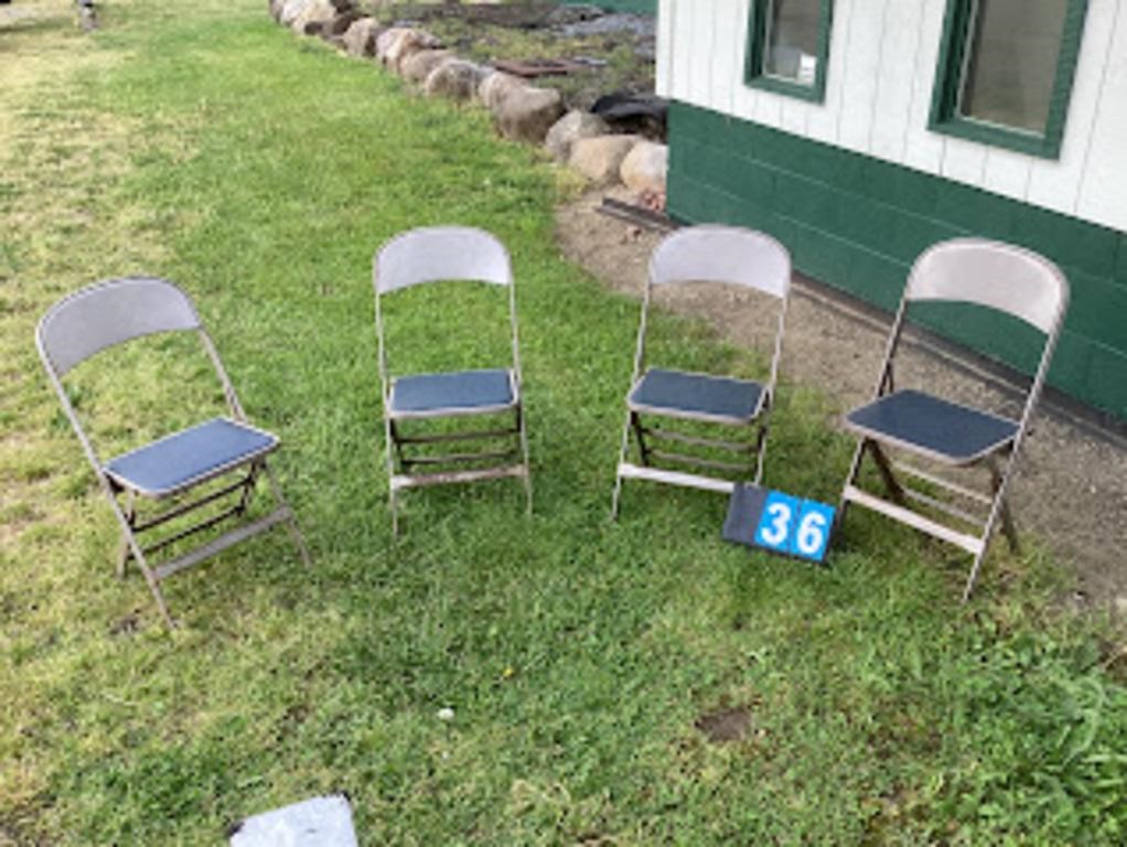4 -Vintage Folding Metal Chairs