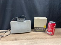 Vintage Polaroid 210 Camera & Flashgun 268