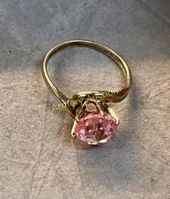 STERLING RING W/ PINK STONE