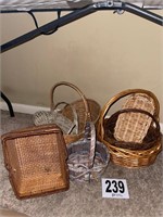 Collection of Baskets(Bd1)