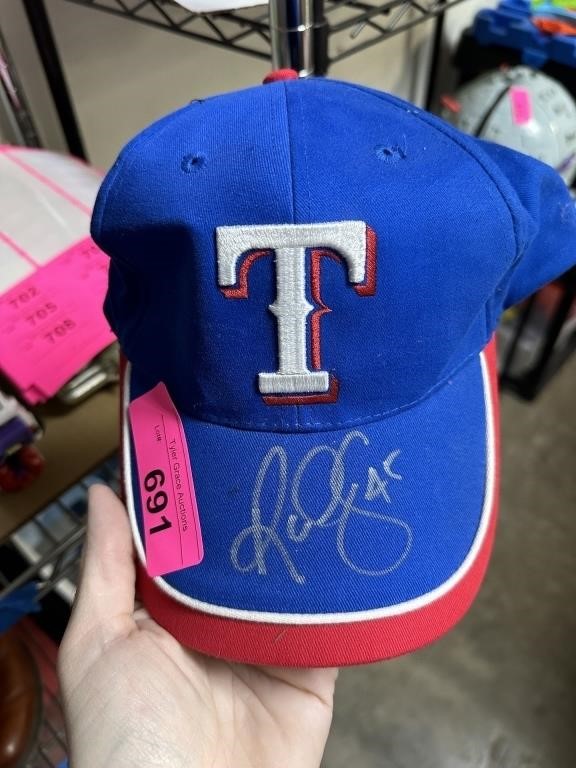RA DICKEY AUTOGRAPHED RANGERS HAT