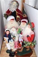 8 Christmas figurines