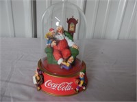 Coca-Cola Santa Snow Globe