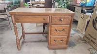 Bassett Furniture Vtg Desk, "Sierra Oak"
