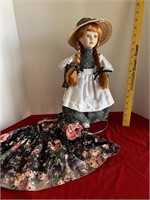 BEAUTIFUL DOLL IN LOVELY DRESS