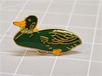 Duck pin