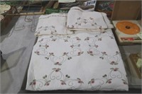 EMBROIDERED ROSE QUILT