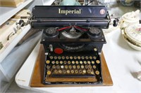 Antque Imperial Typewritter