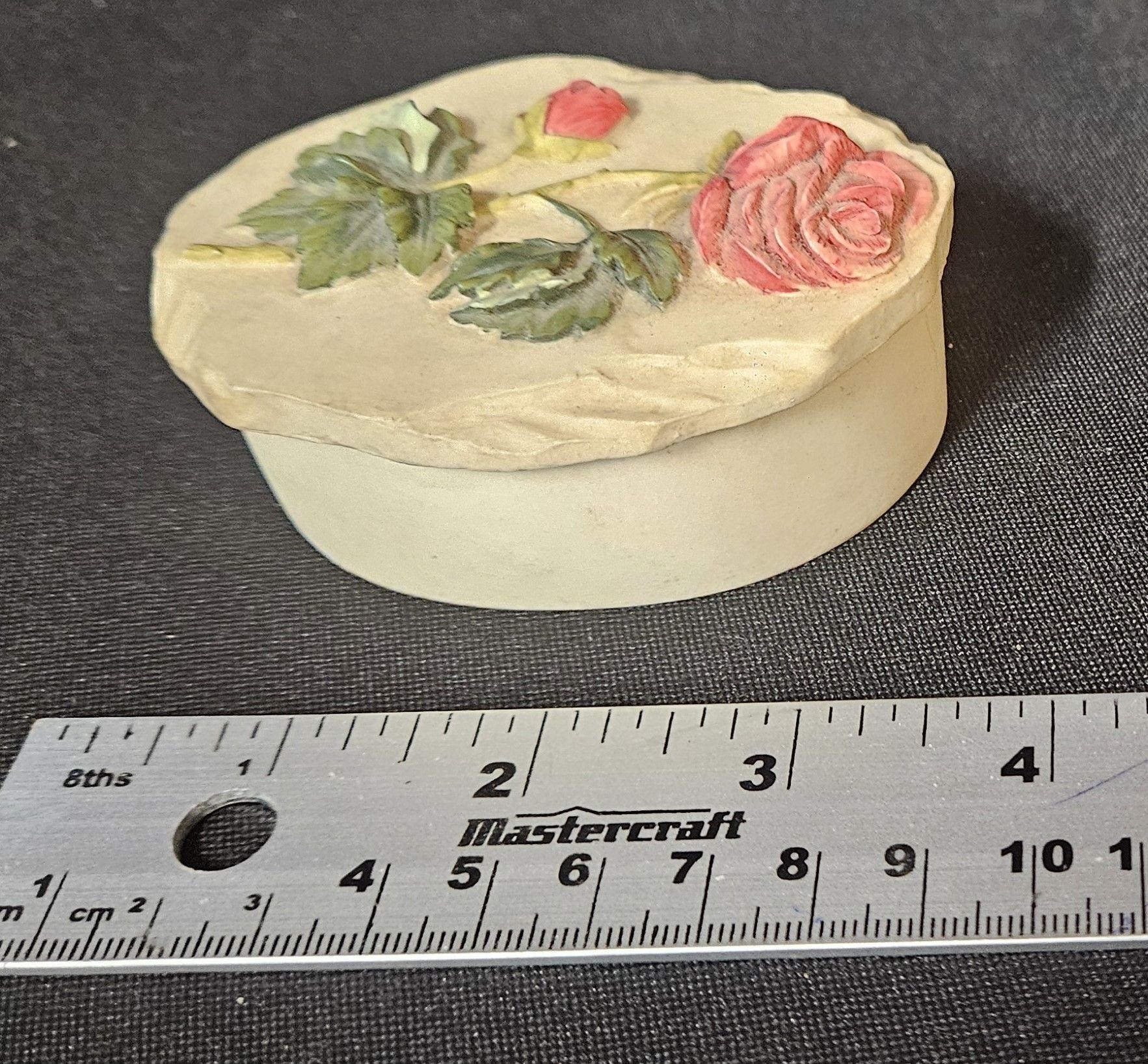 vintage jewelry porcelain  trinket hide box