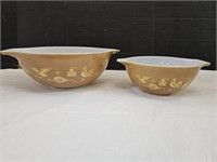 Vintage Pyrex Bowls # 442 & 444