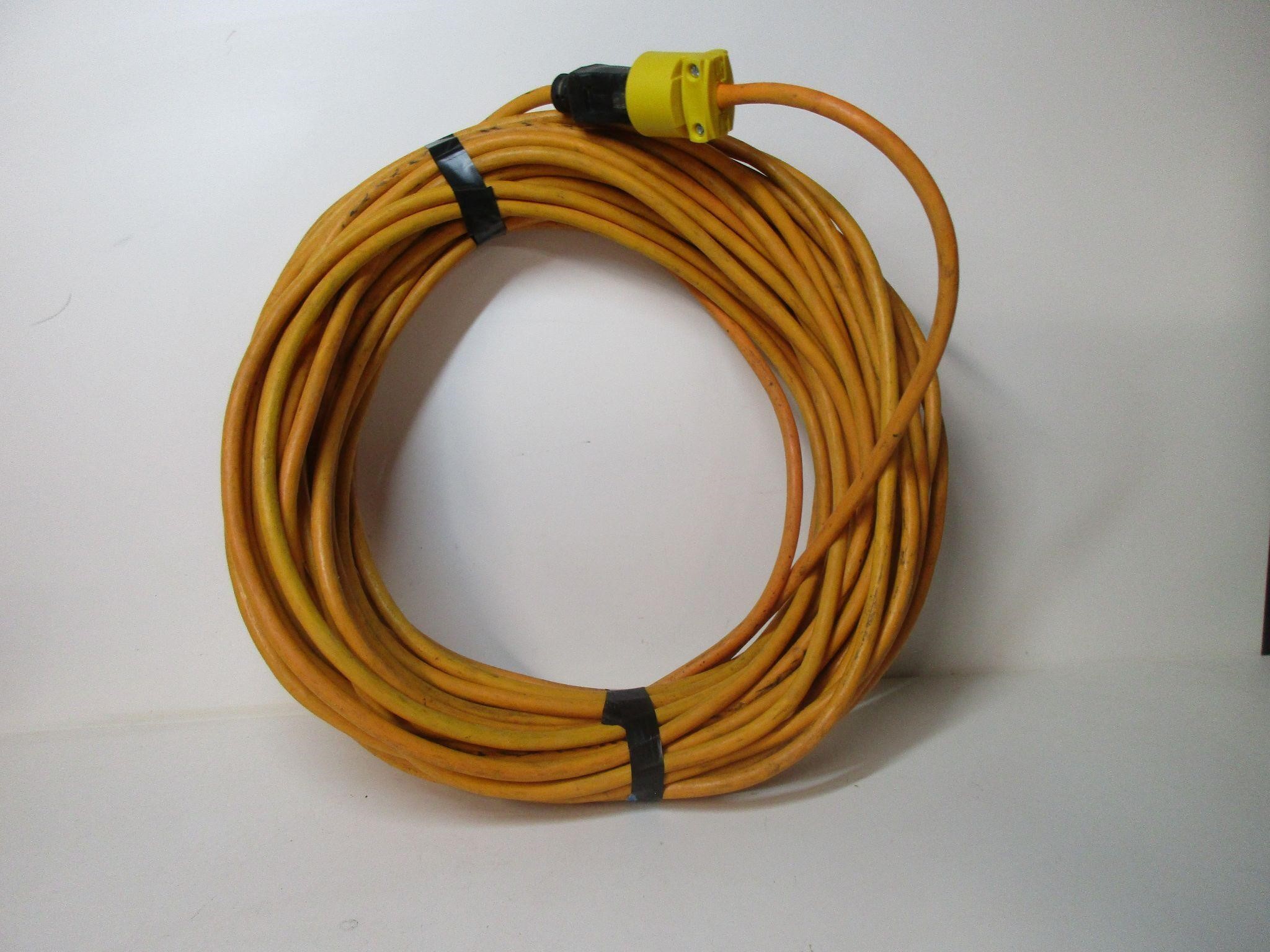 100ft Extension Cord