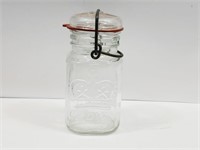 Eaton's Crown Wire Lock Jar Pint