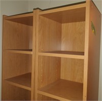 2 Shelves