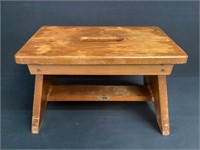 Baylor Brothers Stool with Center Handle