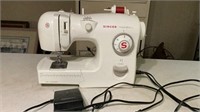 Singer Inspiration 4205 Sewing Machine Powers On