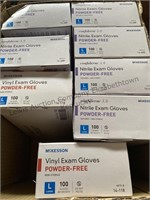 Box lot of nitrate powder free gloves in large.
