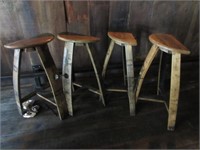 4 Bar stools