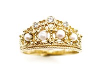 Diamond and pearl set 9ct yellow gold "crown" ring
