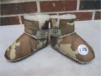 Infant UGG Camo Boots Sz Small