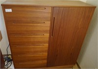 Large Dresser 47x18x51