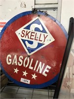 Skelly round metal sign, 21" across