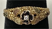 10k Gold Ring Floral Design Diamond