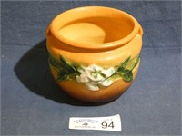 Roseville Pottery - Gardenia 600-4"