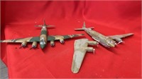 2 MODEL MILITARY AIRPLANES