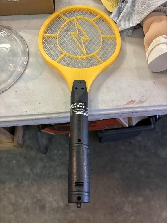 Fly swatter zapper