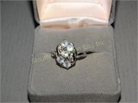 14kt Gold ladies ring size 7 marked Levian topaz?