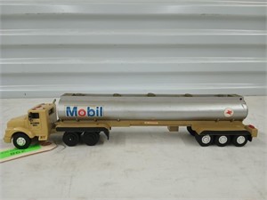 Plastic mobil tanker truck