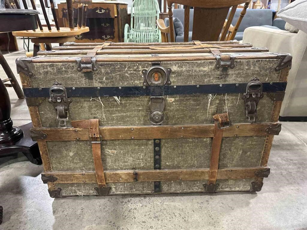 VINTAGE WOOD & LEATHER TRUNK 35" X 19" X 23"