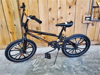 MONGOOSE REBEL TRICK BIKE