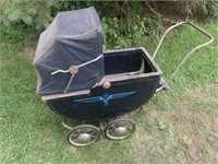 VINTAGE BABY BUGGY