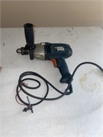 Black & Decker corded drill w/chuck