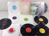 Vinyl records including Loretta Lynn, Jim reeves,