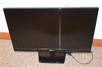 LG Model 24MA31D-PU Flat Screen Television