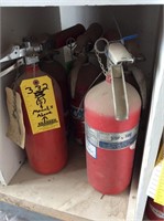 (5) fire extinguishers & brackets