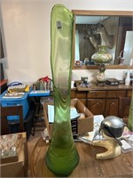 LE Smith Green Swung Vase