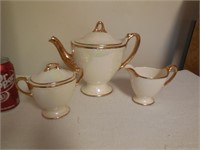 Homer Laughlin Teapot Set, Georgian Opalescent